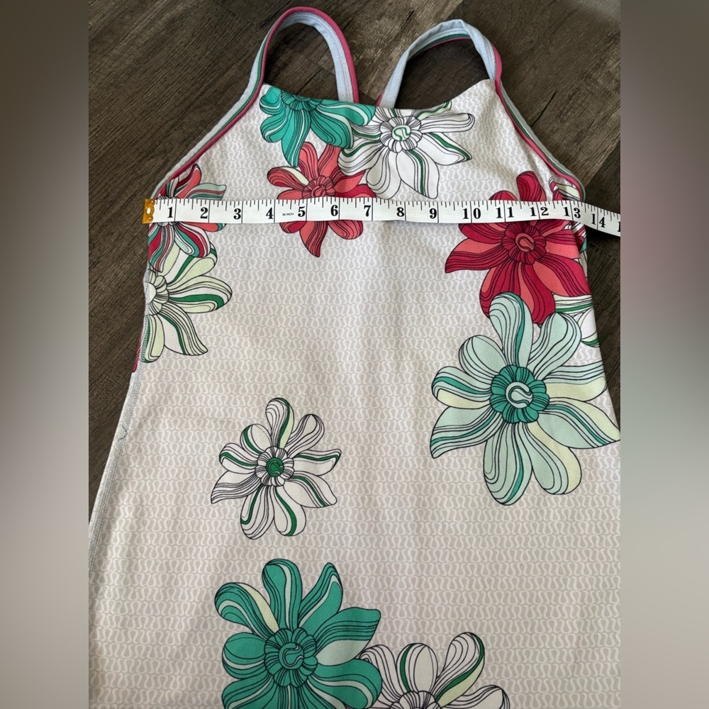Lululemon Ujjayi Flower Tank - Picture 1 of 3